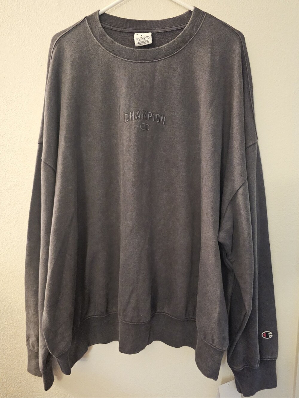 NEW Men's Champion Vintage Wash Crewneck Logo Sweatshirt Nine Iron Gray XL